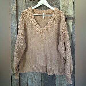 FREE PEOPLE Alli V Neck Slouchy Oversized Fisherman Sweater Khaki Women’s XS